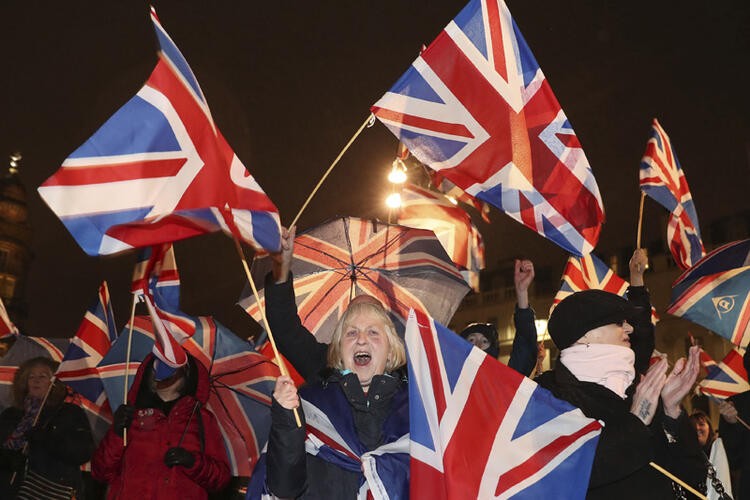 İngiliz basını Brexit kutlamalarını manşetlere taşıdı