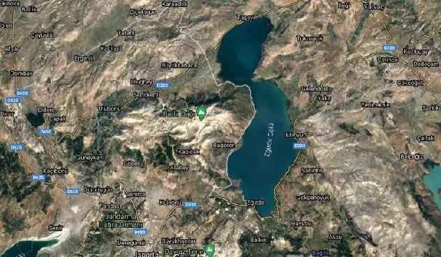 Eğirdir Gölü'nün bölünmesine 1.2 kilometre kaldı!