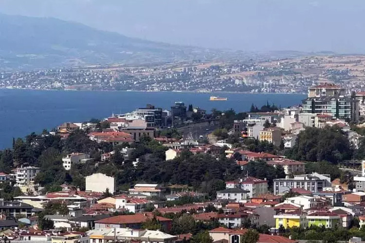 Marmara Denizi'nde büyük tehlike: Tsunami riski!