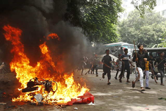 Bangladeş'teki protestolarda can kaybı yükseliyor!