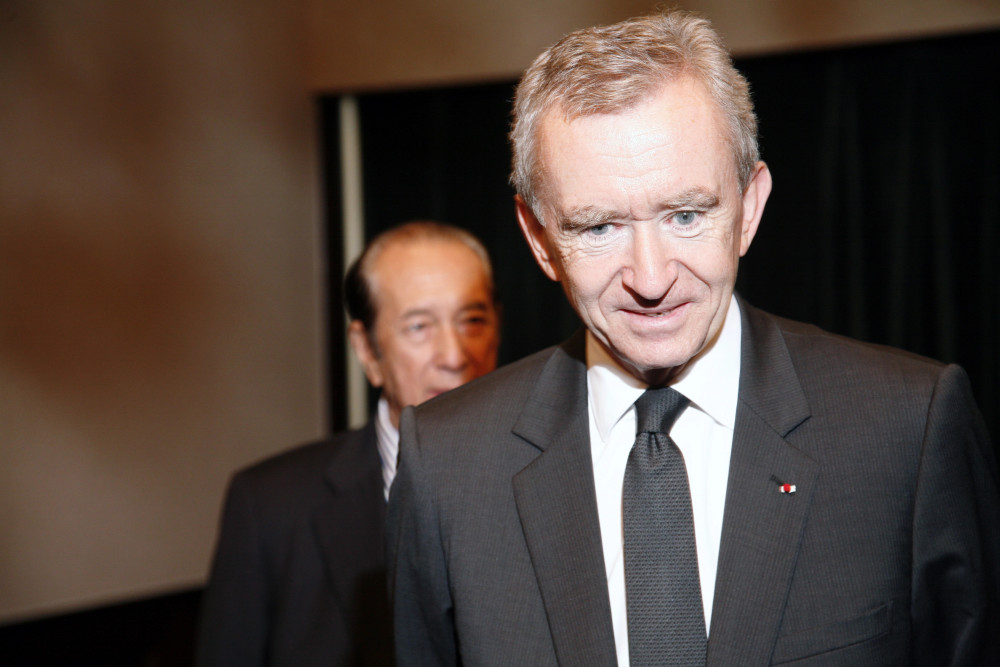 Bir zamanlar zirvedeydi... Bernard Arnault’un serveti hızla geriliyor!