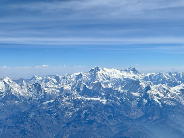 Everest'in ünvanı tehlikede: Dünyanın en yüksek dağı mı?