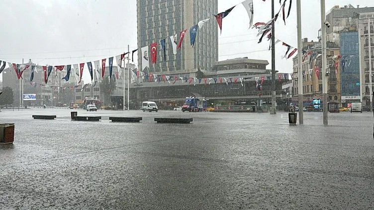 Meteoroloji'den İstanbul dahil birçok il için sağanak uyarısı!